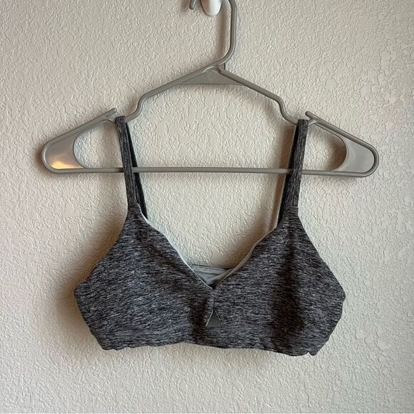 Alo Yoga Alosoft Lounge Keyhole Bra - Picture 3 of 7